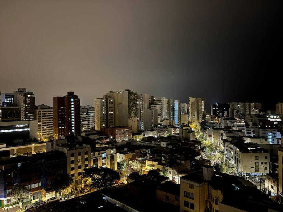 Luxury Apartment In Miraflores With Rooftop Pool Lima Luaran gambar