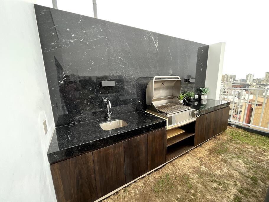 Luxury Apartment In Miraflores With Rooftop Pool Lima Luaran gambar