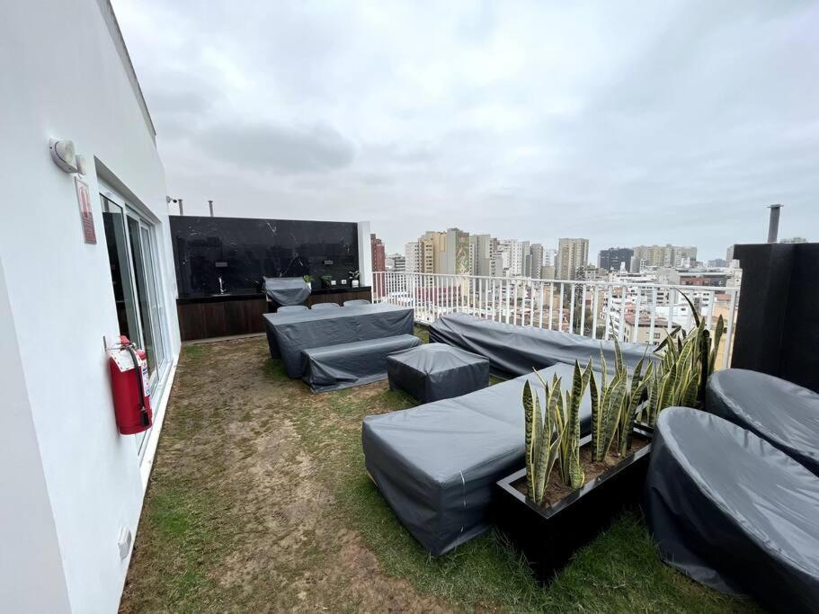 Luxury Apartment In Miraflores With Rooftop Pool Lima Luaran gambar